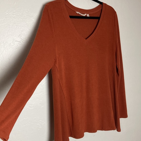 Soft Surroundings Burnt Orange V Neck Oversized Lightweight Sweater M - Picture 3 of 11